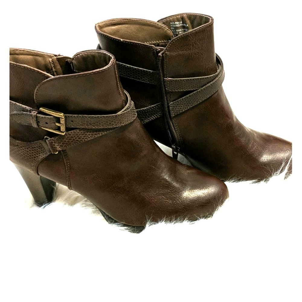 Ankle boots